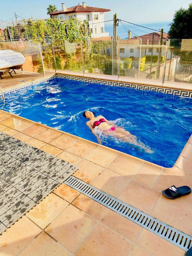 Luxury Villa Investingspain With Sea Views, Pool And Jacuzzi 료렛 드 마르 외부 사진